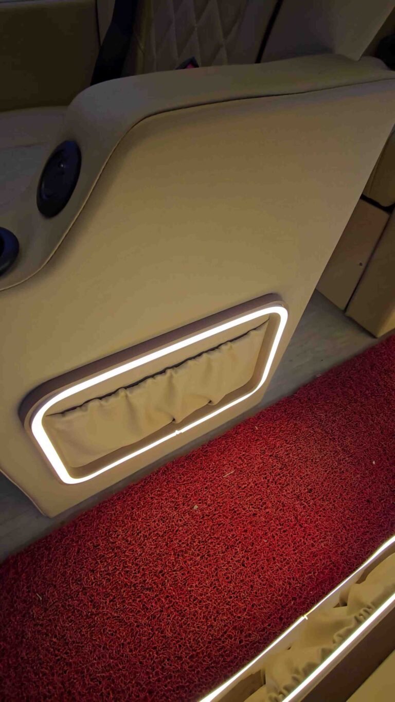 Bus Interior Decor (11)_11_11zon